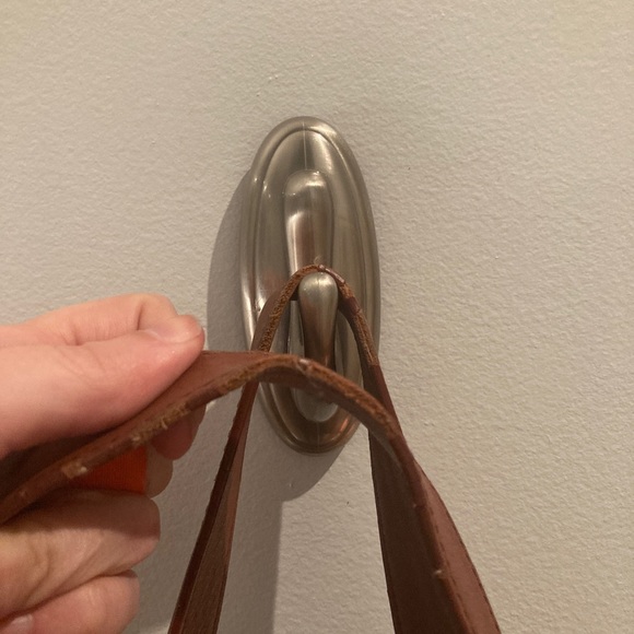 APC brown leather tall shoulder tote - Picture 8 of 9